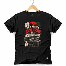 Camiseta Masculina Óculos Escuros