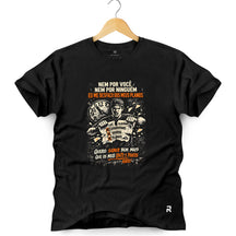 Camiseta Masculina Vinte e Poucos Anos